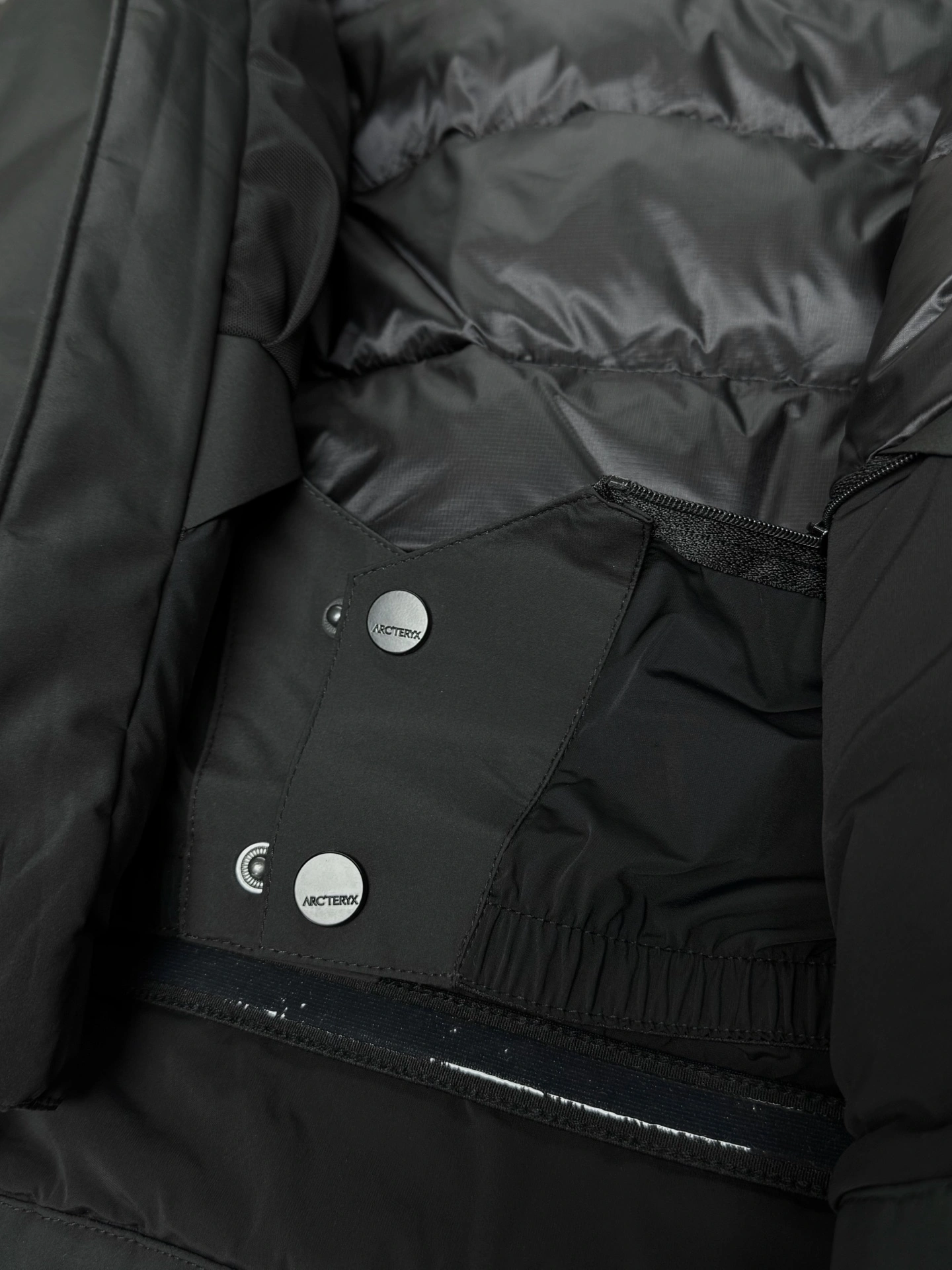 wg.luxury-- 1r3t5ryx Down jacket item:E-F409J2212H